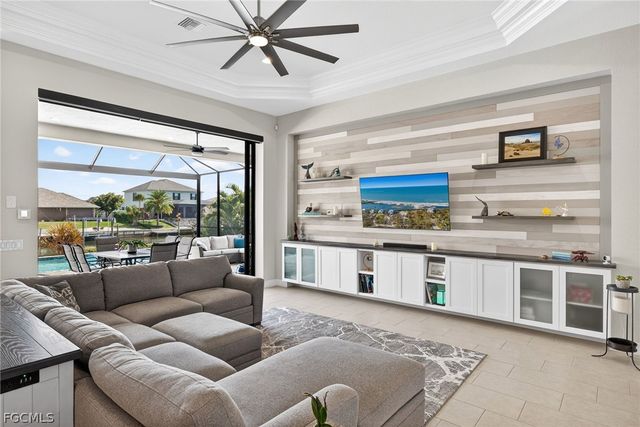 821 NW 38th AVE, Cape Coral, FL 33993