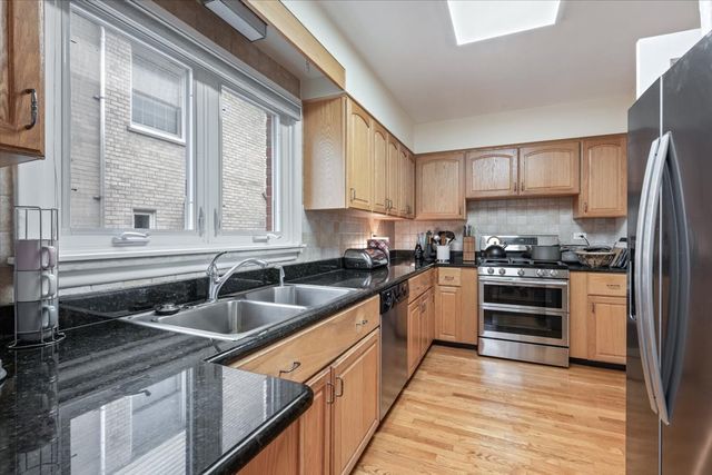 9242 Ridgeway Avenue, Evanston, IL 60203