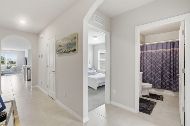8909 Cascade Price Circle, North Fort Myers, FL 33917