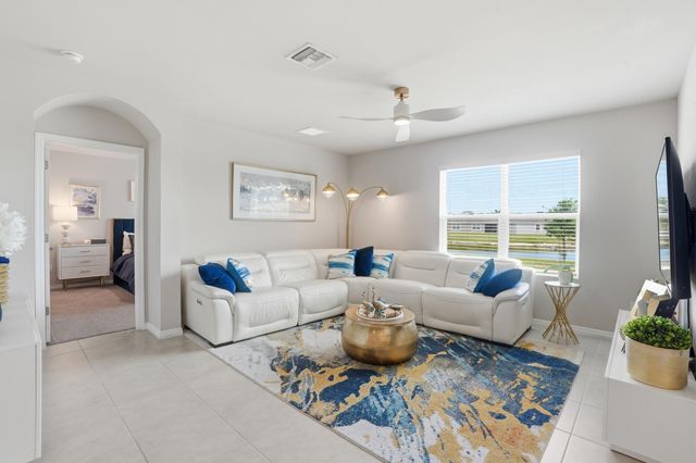 8909 Cascade Price Circle, North Fort Myers, FL 33917