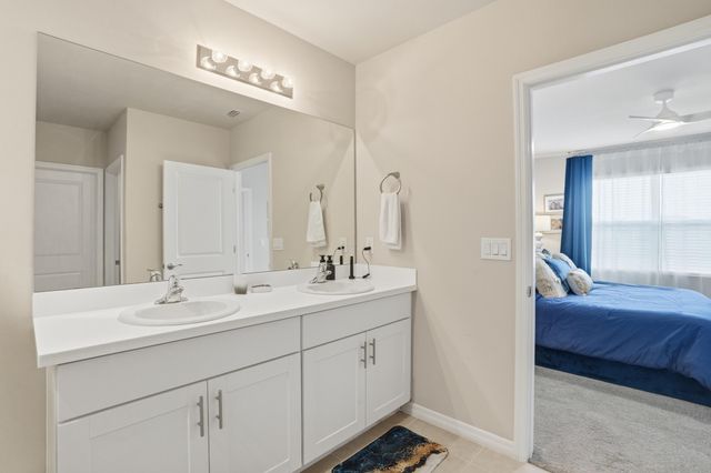8909 Cascade Price Circle, North Fort Myers, FL 33917
