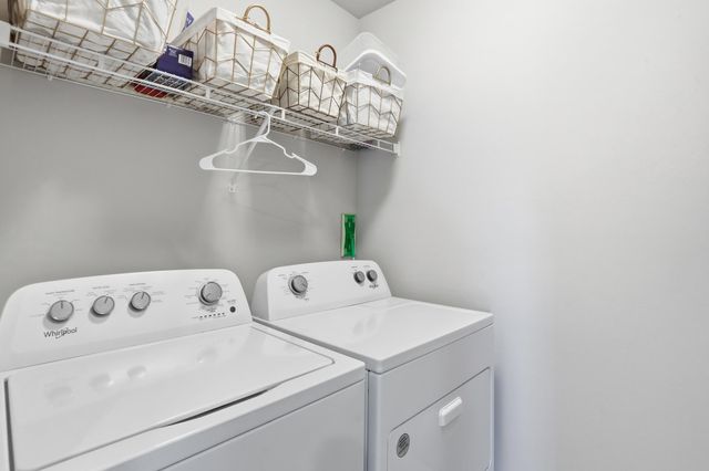 8909 Cascade Price Circle, North Fort Myers, FL 33917