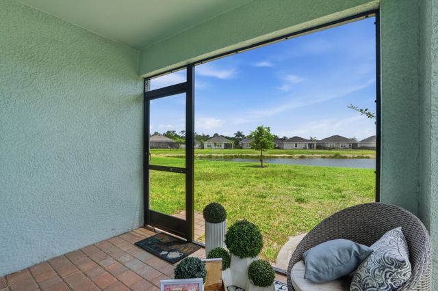 8909 Cascade Price Circle, North Fort Myers, FL 33917