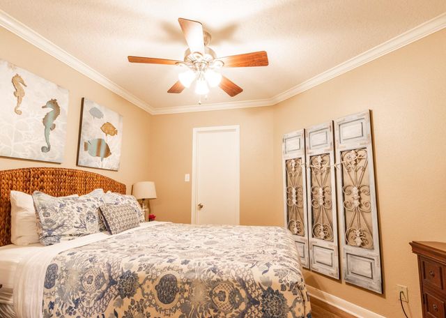 6300 Seawall Boulevard 9205, Galveston, TX 77551