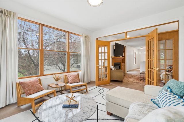 7955 Wistful Vista Drive 18, West Des Moines, IA 50266