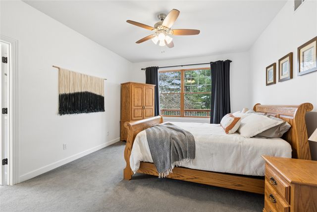 7955 Wistful Vista Drive 18, West Des Moines, IA 50266