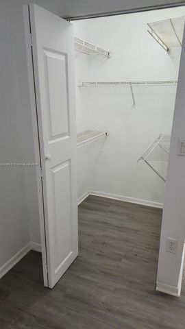 2850 N Oakland Forest Dr 103, Oakland Park, FL 33309