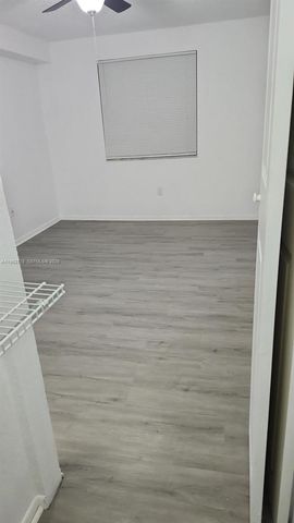 2850 N Oakland Forest Dr 103, Oakland Park, FL 33309