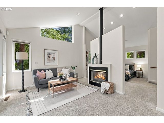 5905 Sw GLENBROOK Rd, Beaverton, OR 97007