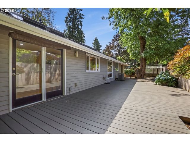 5905 Sw GLENBROOK Rd, Beaverton, OR 97007