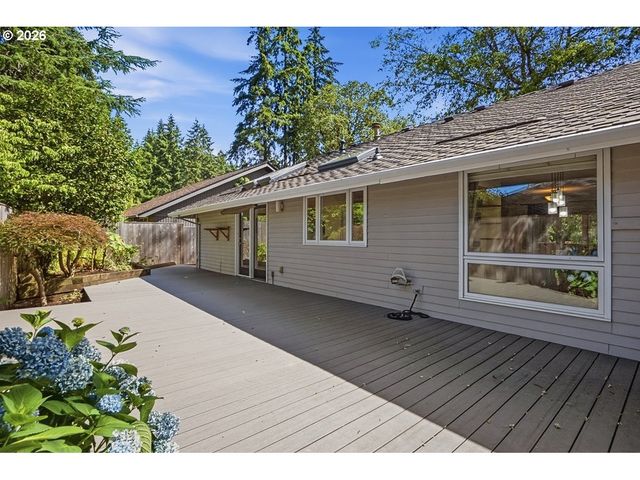 5905 Sw GLENBROOK Rd, Beaverton, OR 97007