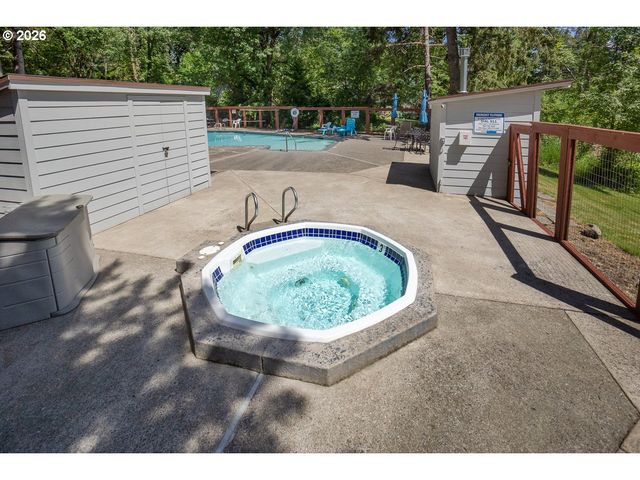 5905 Sw GLENBROOK Rd, Beaverton, OR 97007