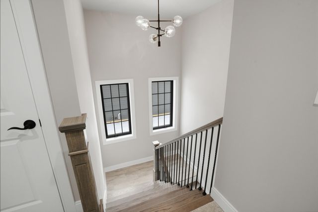 8201 Castle Drive, Munster, IN 46321