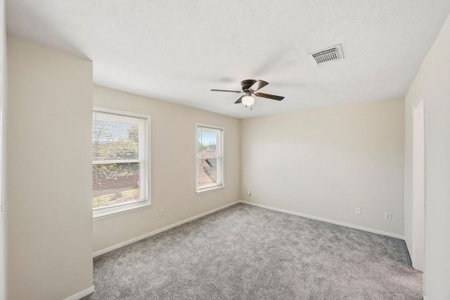 215 Crabapple Drive, Baytown, TX 77520