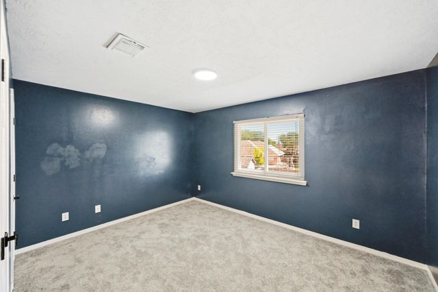 215 Crabapple Drive, Baytown, TX 77520