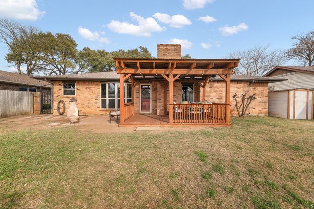 1109 Lena Street, Cleburne, TX 76033