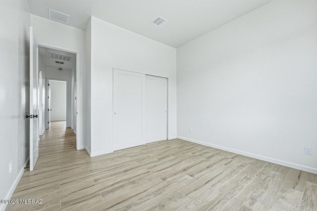 32 Calle Dinamarca, Rio Rico, AZ 85648