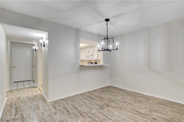 1908 Desert Falls Court 101, Las Vegas, NV 89128