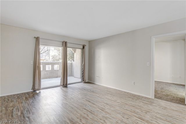 1908 Desert Falls Court 101, Las Vegas, NV 89128
