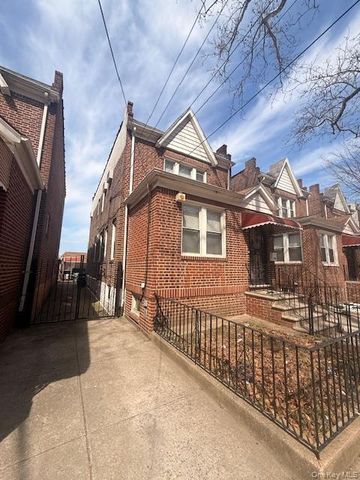 52-30 62nd Street, Maspeth, NY 11378