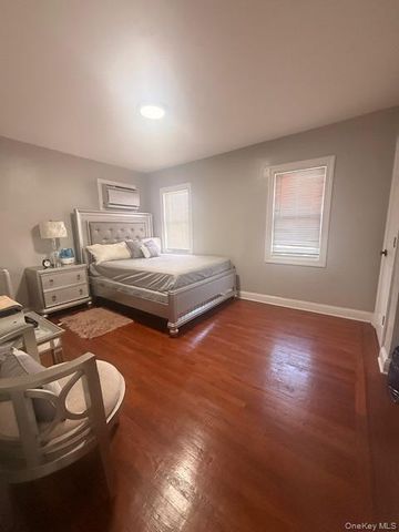 52-30 62nd Street, Maspeth, NY 11378