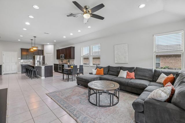 6801 Banff CV, Austin, TX 78754