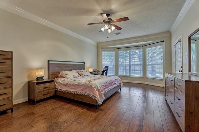 59 Pleasant Bend Drive, The Woodlands, TX 77382