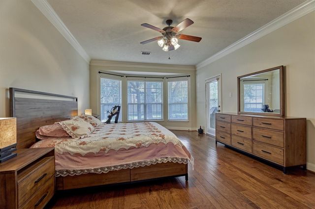 59 Pleasant Bend Drive, The Woodlands, TX 77382