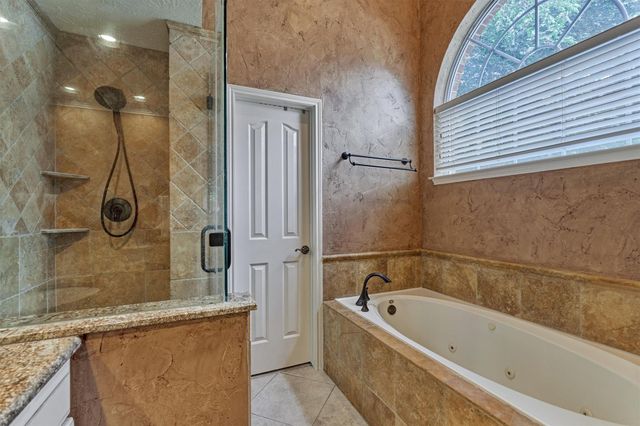 59 Pleasant Bend Drive, The Woodlands, TX 77382