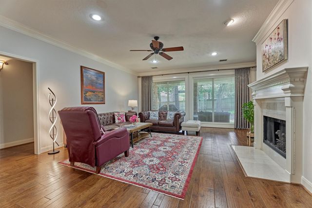 59 Pleasant Bend Drive, The Woodlands, TX 77382