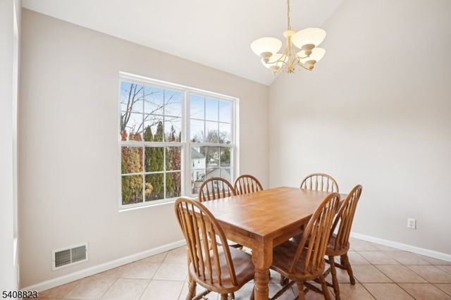 22 Paterson Pl, Newton Town, NJ 07860