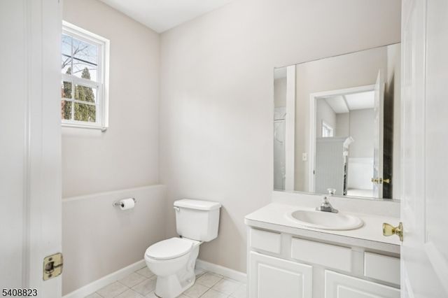 22 Paterson Pl, Newton Town, NJ 07860