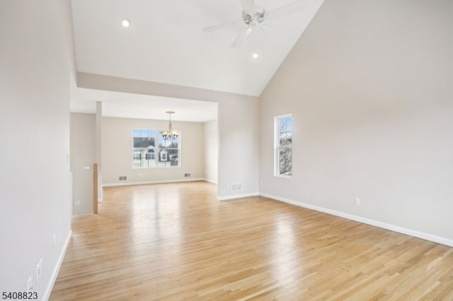 22 Paterson Pl, Newton Town, NJ 07860