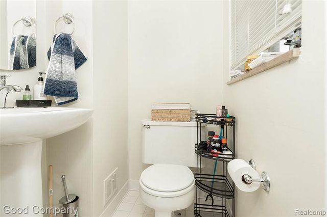 413 N Eton Street 204, Birmingham, MI 48009