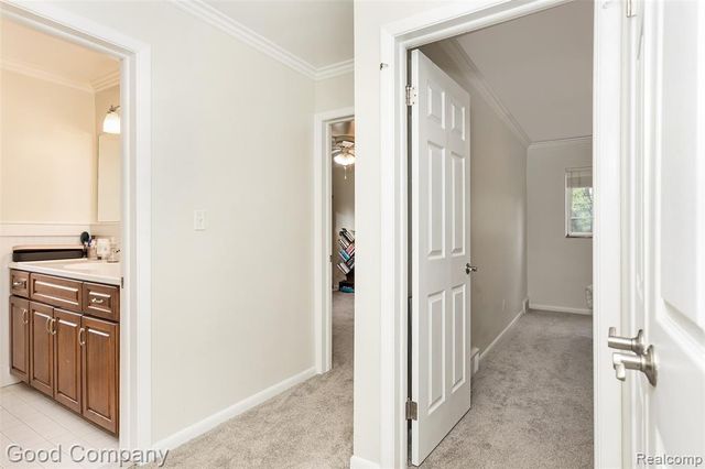 413 N Eton Street 204, Birmingham, MI 48009