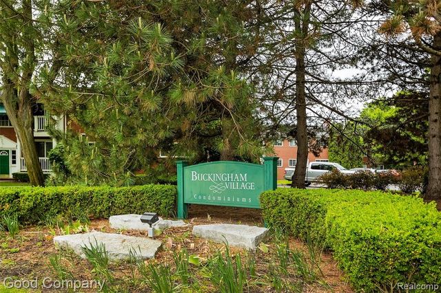 413 N Eton Street 204, Birmingham, MI 48009
