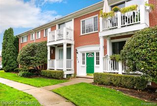413 N Eton Street 204, Birmingham, MI 48009