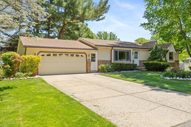 6716 Dale Avenue, Hudsonville, MI 49426