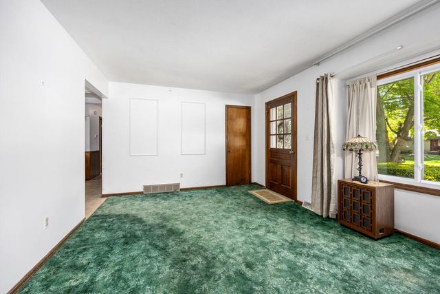 6716 Dale Avenue, Hudsonville, MI 49426