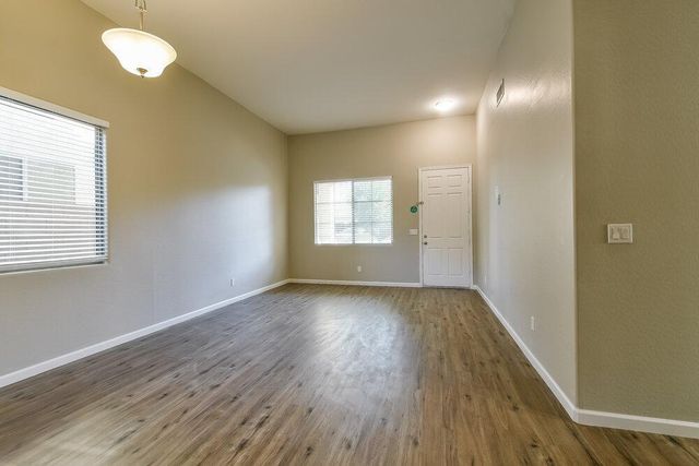 39520 N Hillerman, Phoenix, AZ 85086