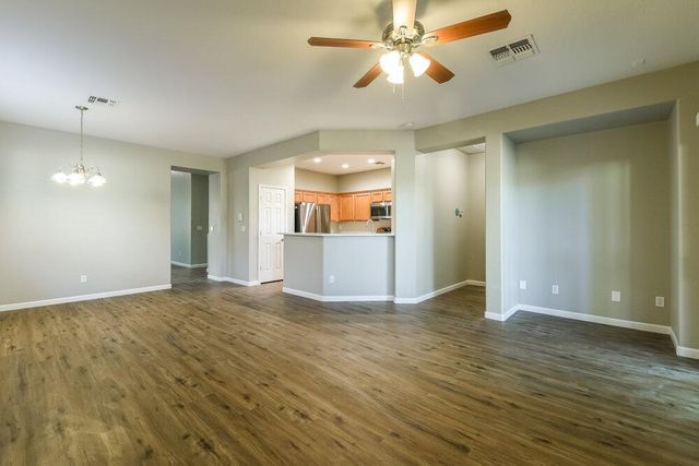 39520 N Hillerman, Phoenix, AZ 85086