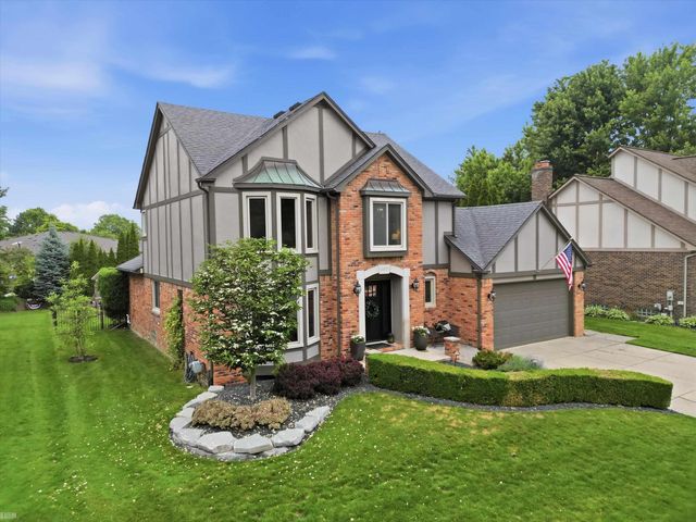 14871 Crofton Drive, Shelby Twp, MI 48315