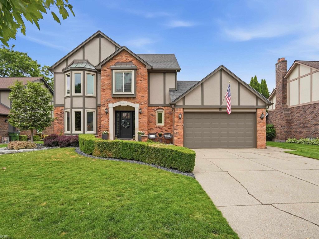 14871 Crofton Drive, Shelby Twp, MI 48315