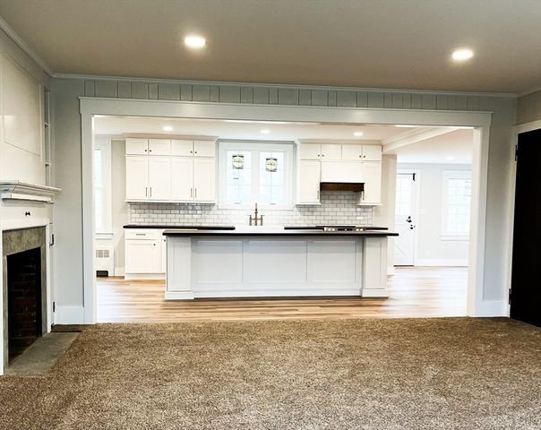 200 Highcrest Rd, Fall River, MA 02720