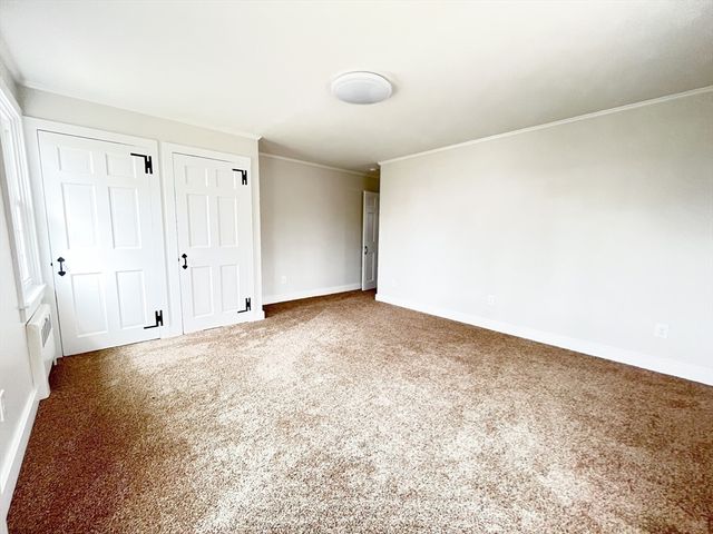 200 Highcrest Rd, Fall River, MA 02720