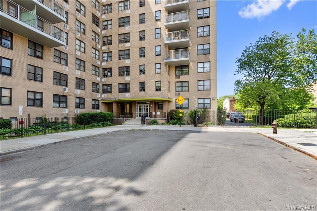 1966 Newbold Avenue 108, Bronx, NY 10472