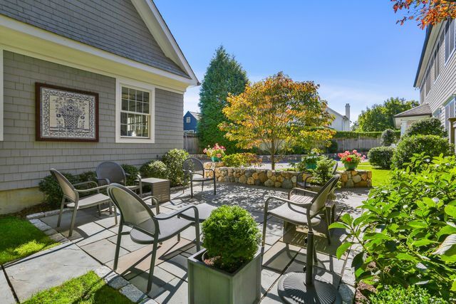 1 Prescott Lane, Greenwich, CT 06830