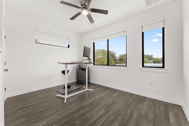 6409 Berkman DR 9, Austin, TX 78723