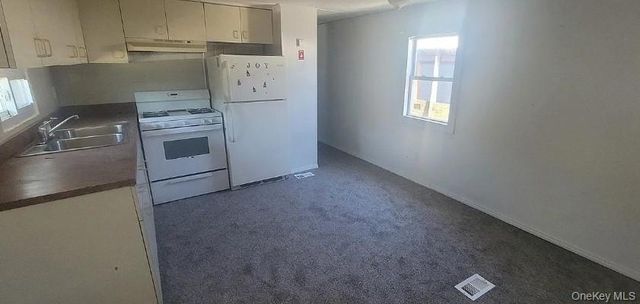 5 Birch Avenue, Bay Shore, NY 11706