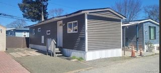 5 Birch Avenue, Bay Shore, NY 11706